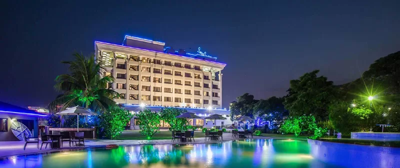 Hotels in Shirdi Near Temple