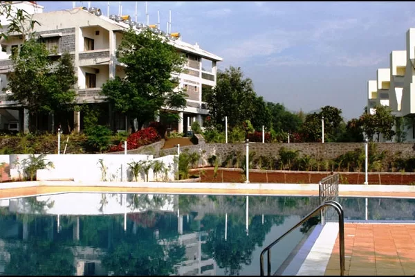 Hotel Ahmednagar